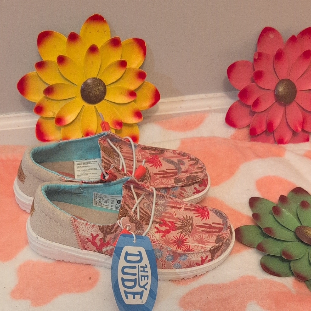 Hey Dude Women's Floral Sneakers - Beige and Coral